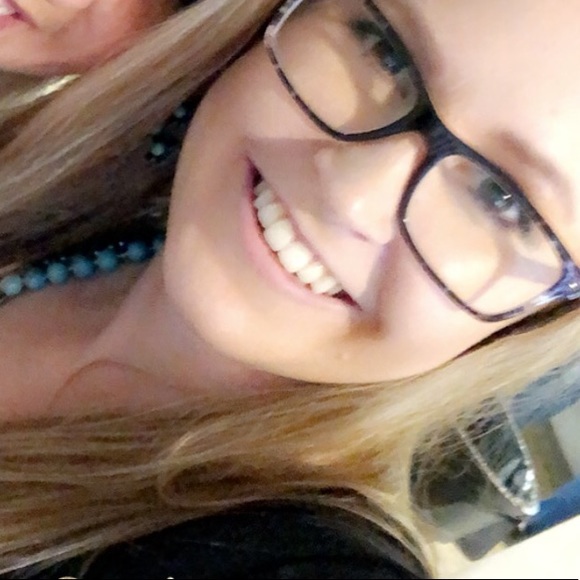 ππΌ Hi!! My name is Alli! πππΌββοΈ - Picture 8 of 8